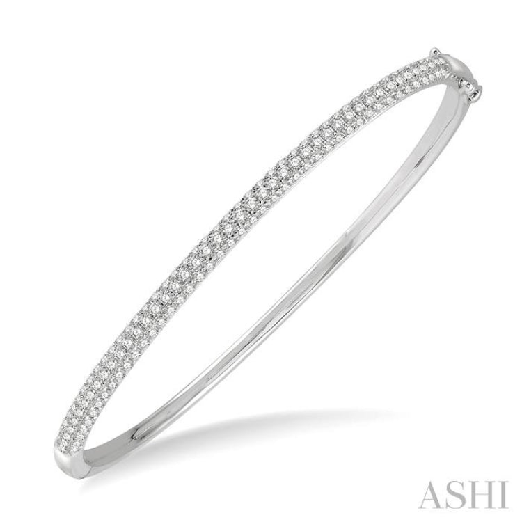 1 1/2 Ctw Round Cut Diamond Stackable Bangle in 14K White Gold