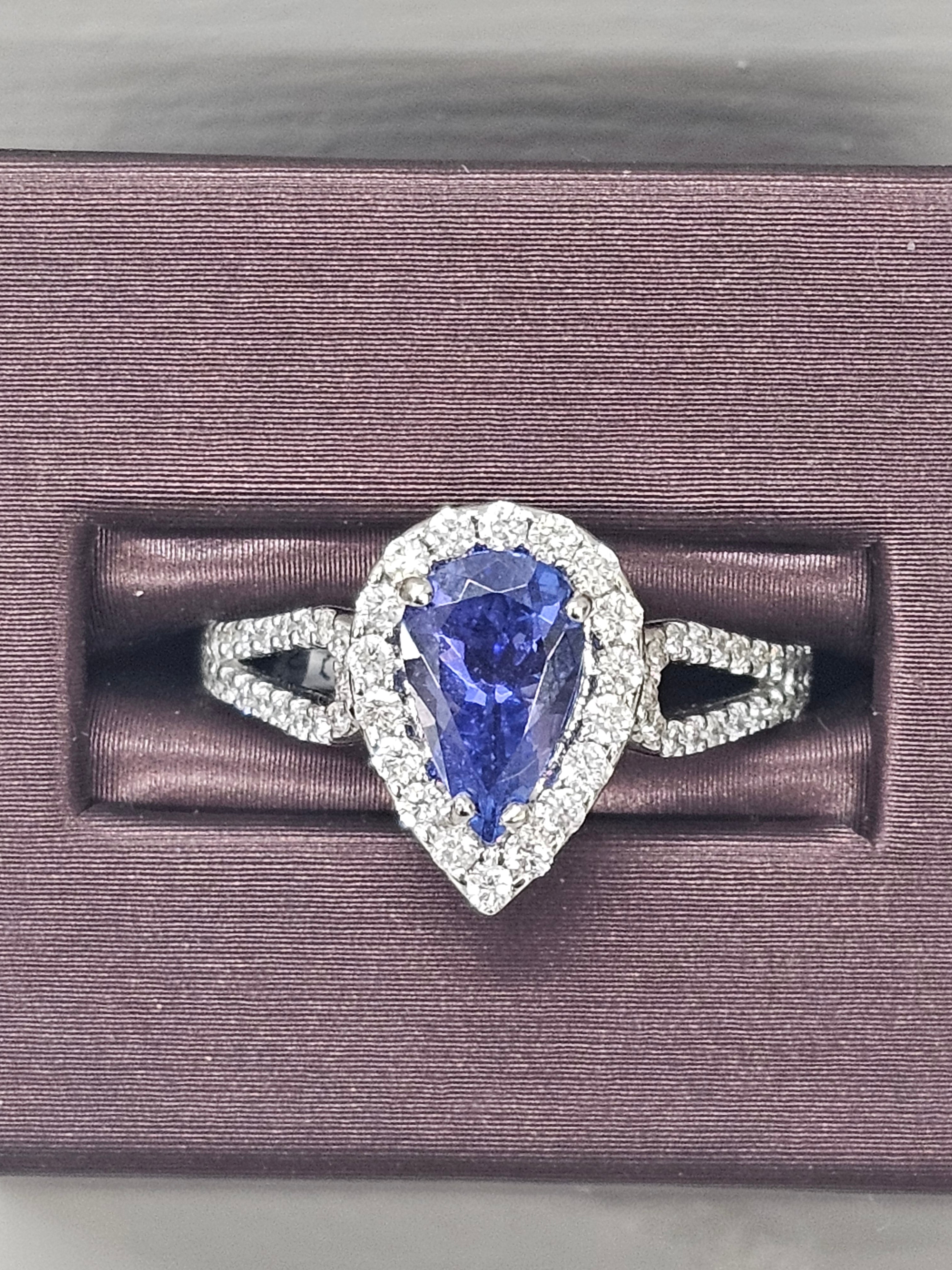 14KW Tanzanite and Diamond Ring