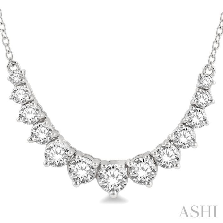 1 Ctw Graduated Round Cut Diamond Smile Necklace in 14K White Gold