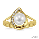 6.5 MM Round Shape Cultured Pearl and 1/20 Ctw Round Cut Diamond Ring in 10K Yellow Gold