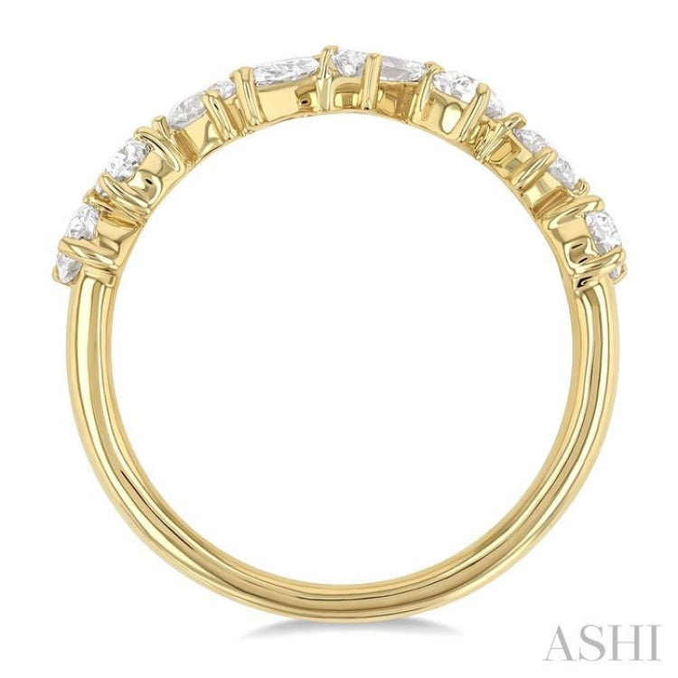 1 1/10 Ctw Mixed Shape Diamond Fashion Band in 14K Yellow Gold