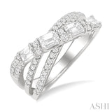 1 1/4 ctw Emerald and Round Cut Diamond Split Crossover Fashion Ring in 14K White Gold