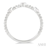 1/5 Ctw Circular Mount Ball Link Round CutDiamond Stackable Band in 14K White Gold