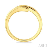 1/10 ctw Round Cut Diamond Journey Ring in 10K Yellow Gold