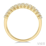 3/4 ctw Graduated Round Cut Diamond Fashion Band in 14K Yellow Gold