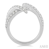 1 1/10 Ctw Round Cut Diamond Fashion Ring in 14K White Gold