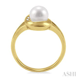 6.5 MM Cultured Pearl and 1/20 ctw Round Cut Diamond Ring in 10K Yellow Gold