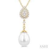 1/5 Ctw Sunflower 9X7 MM Cultured Pearl Drop and Round Cut Diamond Fashion Pendant With Chain in 14K Yellow Gold