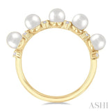 1/6 ctw White 4X4 MM Cultured Pearl and Round Cut Diamond Semi Precious Fashion Ring in 10K Yellow Gold