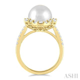 10 MM Cultured Pearl and 3/4 ctw Hexagon Shape Round Cut Diamond Ring in 14K Yellow Gold