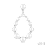 1/4 Ctw Tear Drop 2 MM-4.5 MM Cultured Pearls and Round Cut Diamond Fashion Earring in 14K White Gold